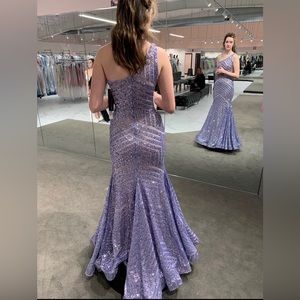Size 4 Jovani Prom Dress